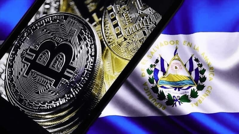 El Salvador là quốc gia đầu tiên xem Bitcoin là đồng tiền hợp pháp.
